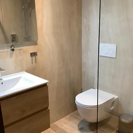 Han/Misafirhane 3-laenderblick *