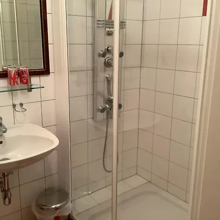 3-laenderblick Han/Misafirhane *